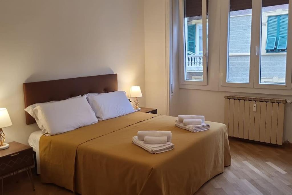 Tra Mare E Castello Apartment La Spezia Luaran gambar